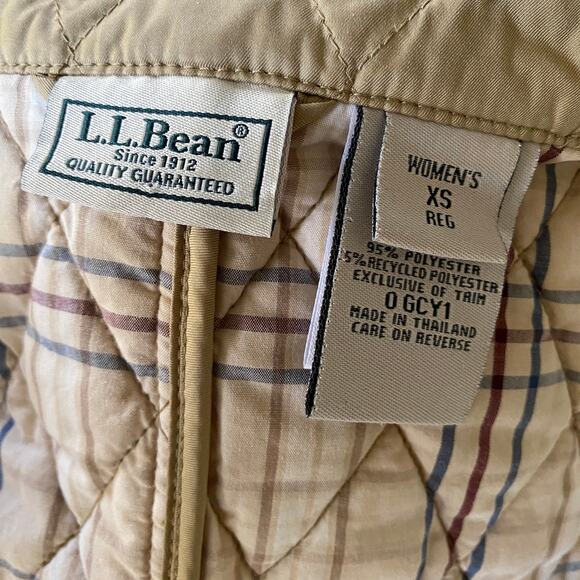 Women's L.L. BEAN Quilted Vest Size XS Tan Lined Insulated Snap Front 0 GCY1 - Picture 2 of 8